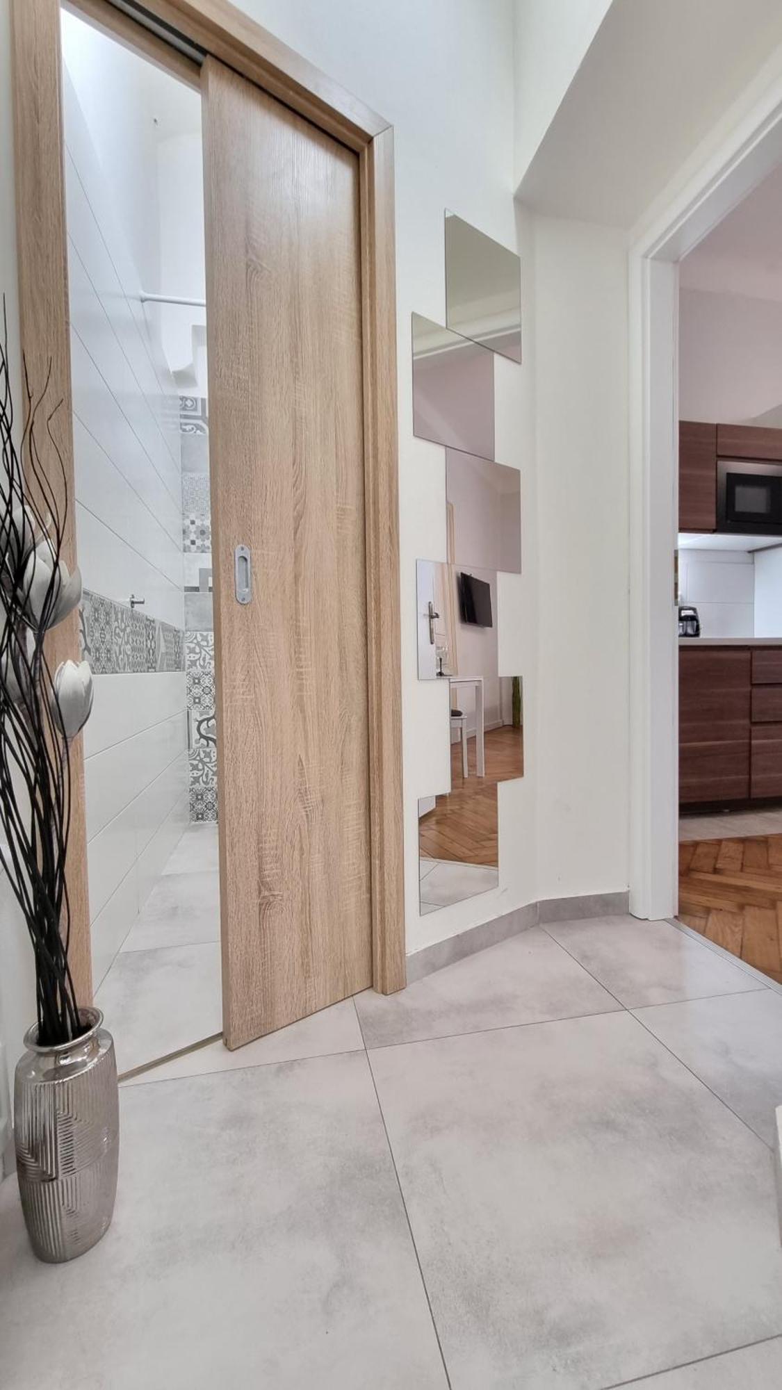 Finnem Rentals Florenc Prague Exterior photo