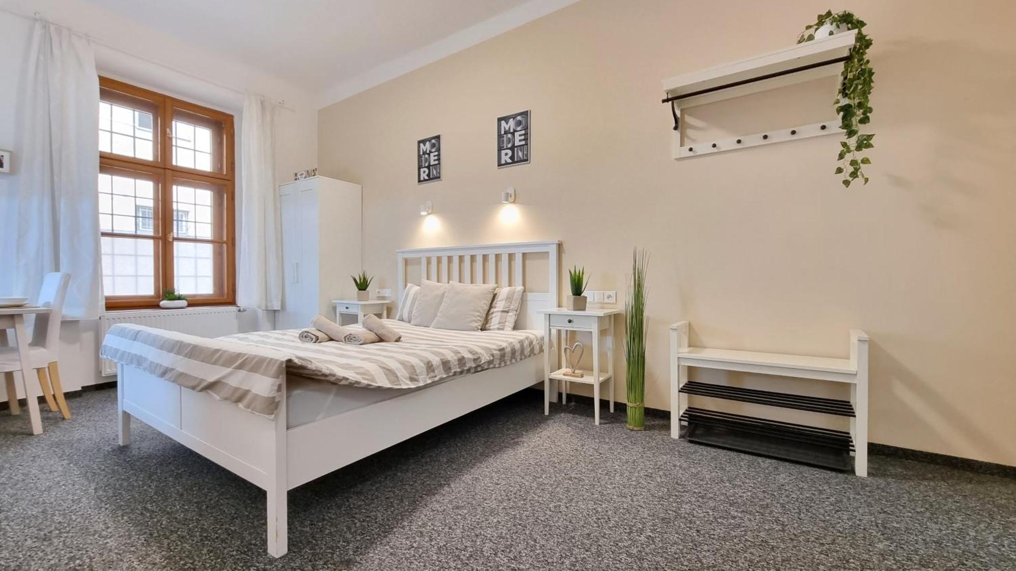 Finnem Rentals Florenc Prague Room photo